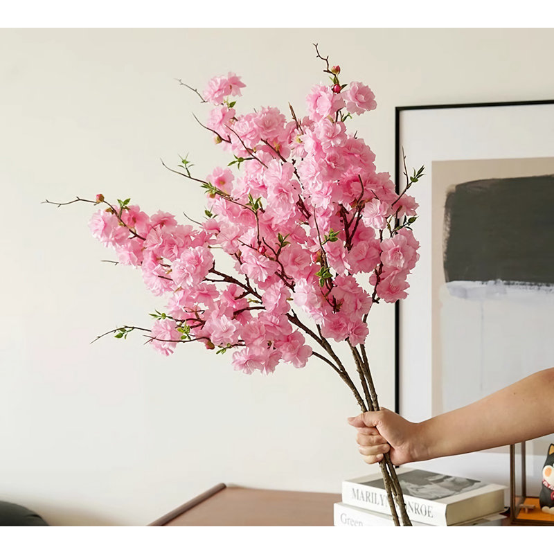 Fleurs simulées, fausses fleurs, fleurs séchées, décoration florale