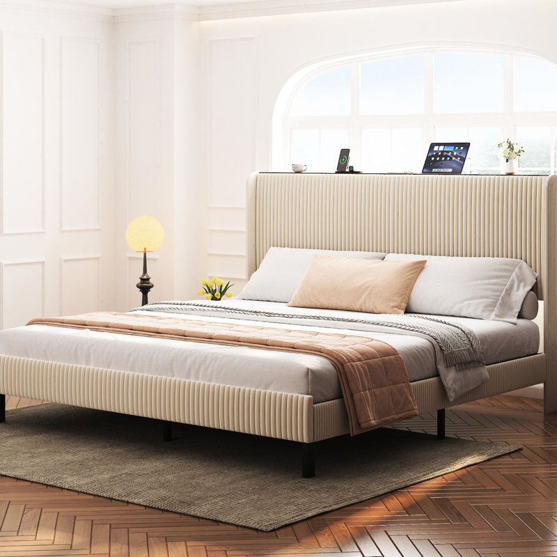 Lit plateforme très grand beige avec station de charge sans effort et sans tracas - assemblage tête de lit avec rangement à 2 ports, sans sommier requis
