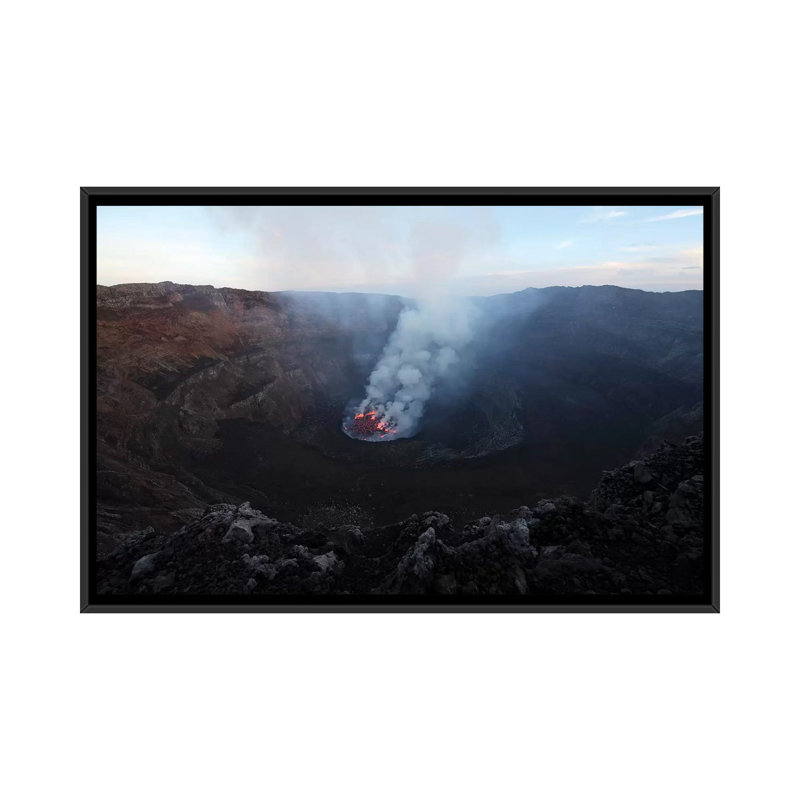 « lave lake », reproduction de photo sur toile, H 18 po x l 26 po x P 1,5 po, Toile avec cadre noir, Pas de tapis