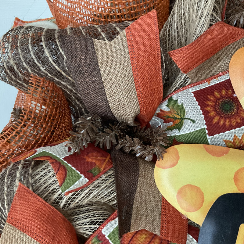 Dinde de Thanksgiving avec chapeau de pèlerin
