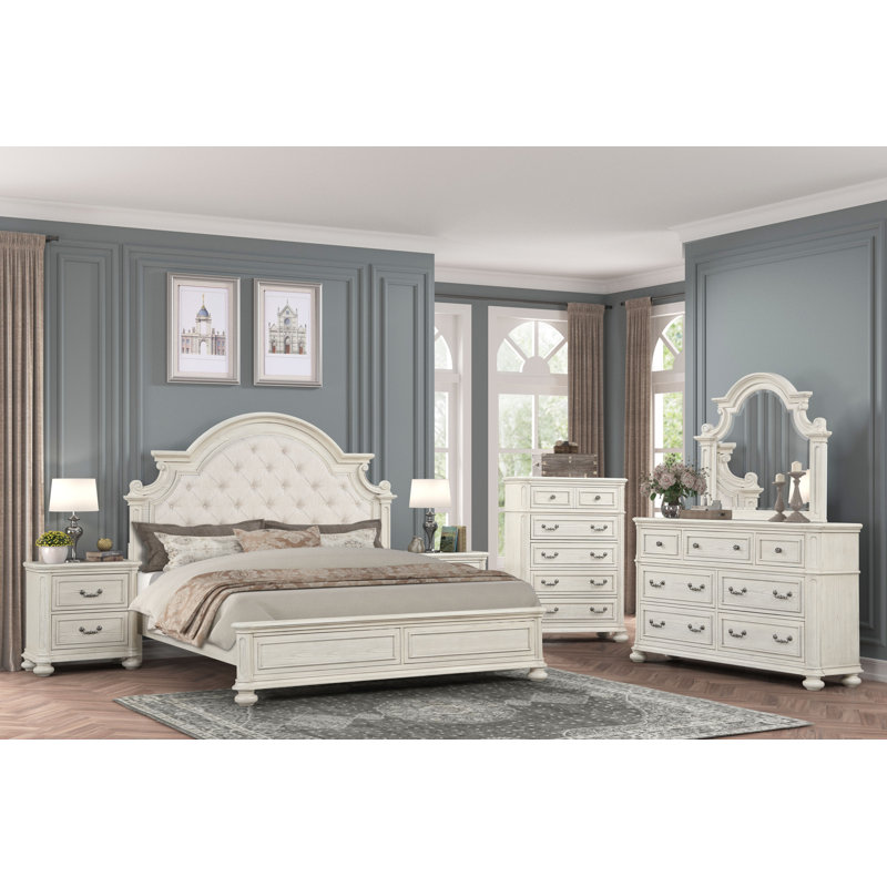 Nilsen French Traditional 6-Piece Bedroom Set, Antique White, King, King