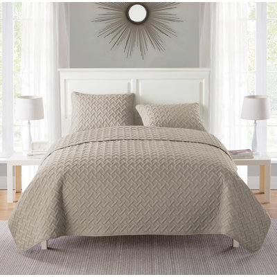 Nina II Embossed Comforter Set