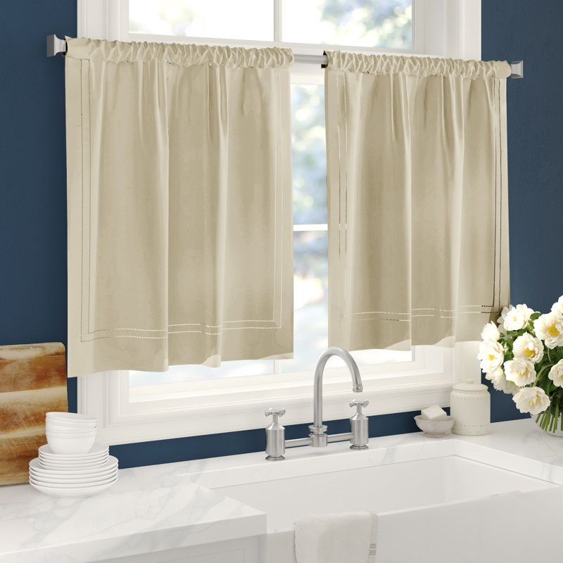 Reade Tailored Cafe Curtain, 24" H x 30" W, Linen