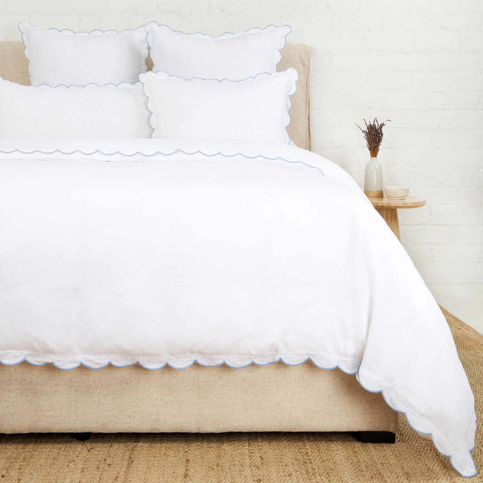 Kelly Linen Duvet Cover, Queen Duvet Cover, White/French Blue