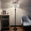 Lampe sur pied Jeromeville Tiffany en verre coloré de style baroque lavande avec ampoules DEL incluses H64 po