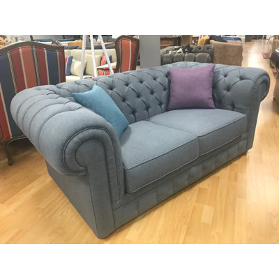 Causeuse Chesterfield en lin 81 po Aurelia