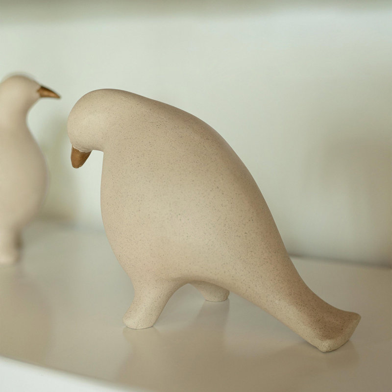 Figurines & Sculptures