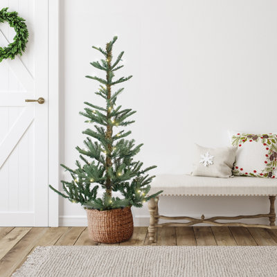 Sapin de Noël artificiel pré-éclairé 4,5 pi avec lumières DEL claires Nordmann