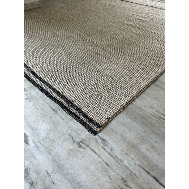 Area Rug, Rectangle 6' x 9'