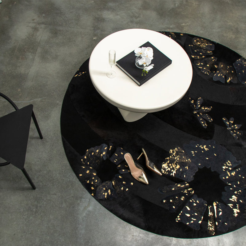 Art Hide X Sasha Biskoff Cowhide Geometric Area Rug, Round 8'2"