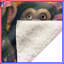 Singes avec des couvertures de gâteau d'anniversaire-125234961