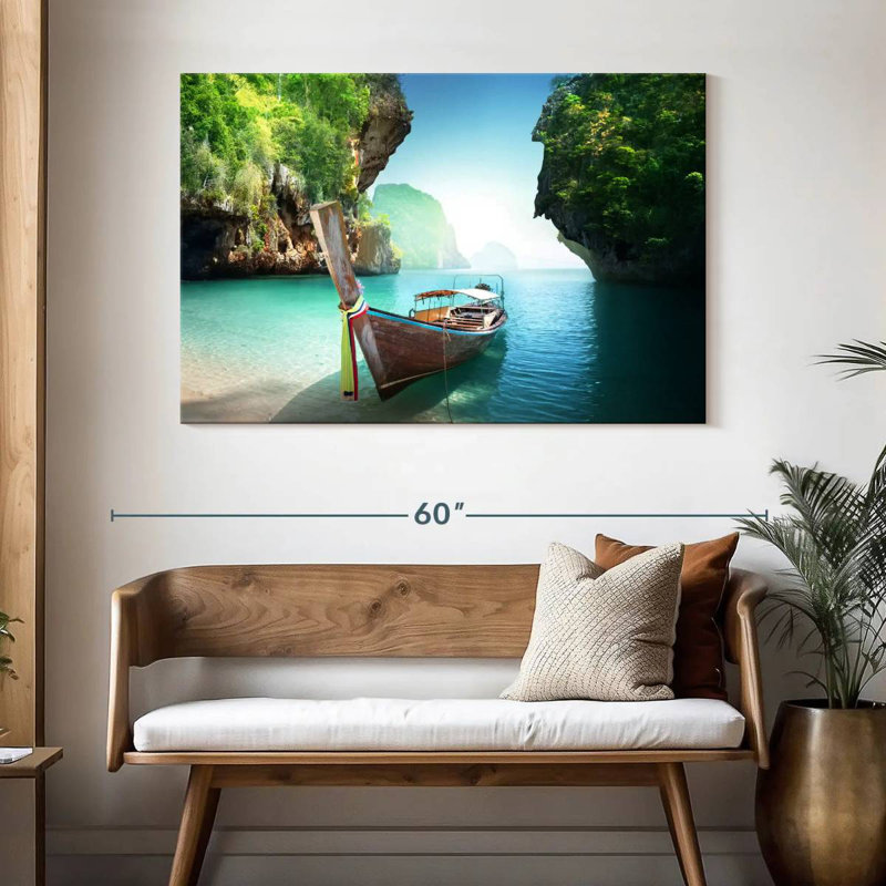 Bateau Mehar sur la plage de Krabi, H 32 po x l 48 po