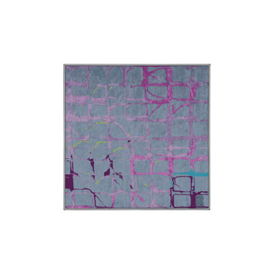 Tapis gris soyeux et moelleux