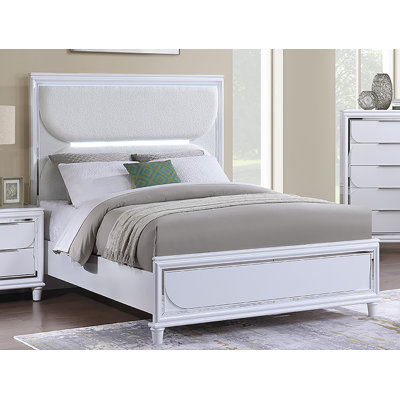 Sacha Queen Bed