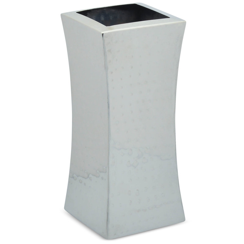 Grand vase carré en argent martelé 9403, H 12 po x l 4,75 po x P 4,75 po