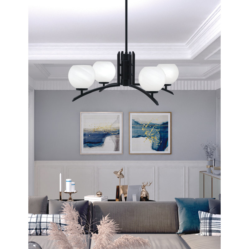 Lustre 4 lumières Kurve illustré en finition noir mat avec verre de marbre blanc de 5,75 po