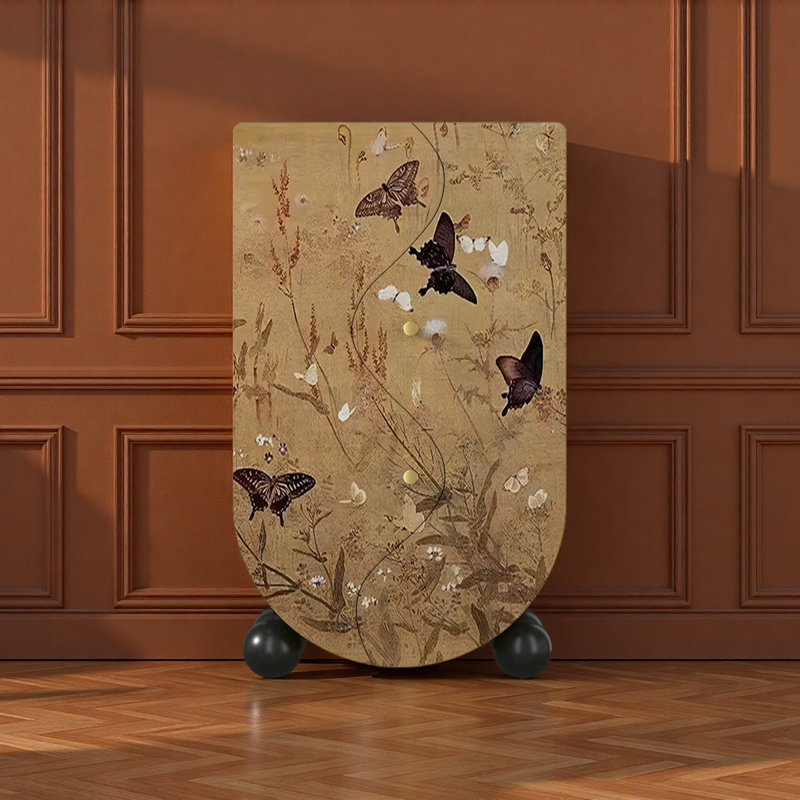 Armoire française en bois pour papillons