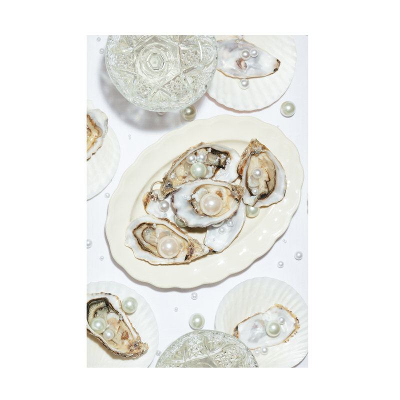 Oysters a Pearls No 03 par 1x Studio III - Photographie sur toile tendue, H 47 po x l 30 po x P 2 po