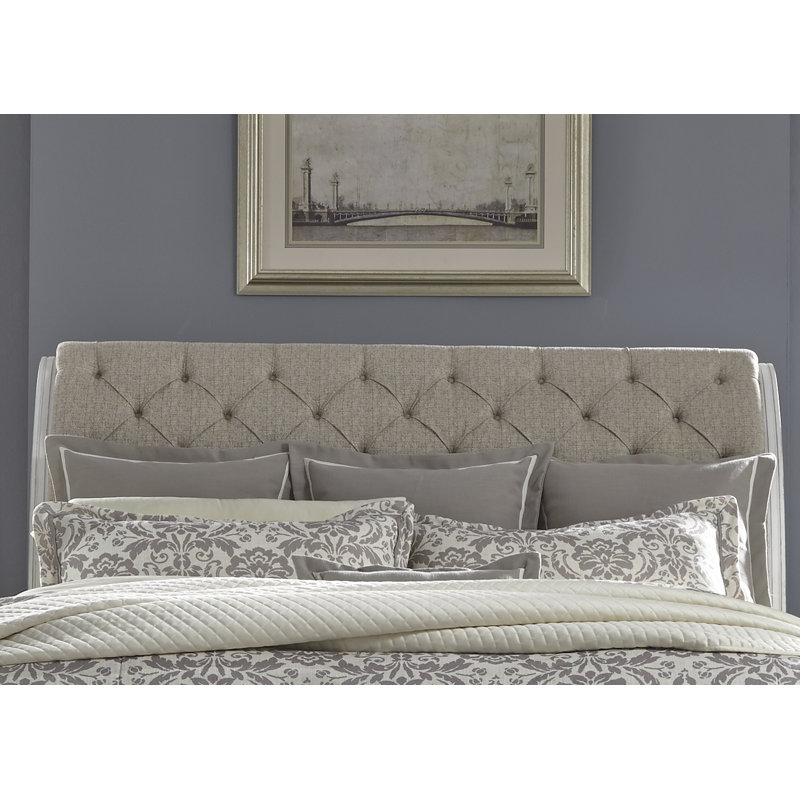 Farnham Upholstered Sleigh Bed, Queen