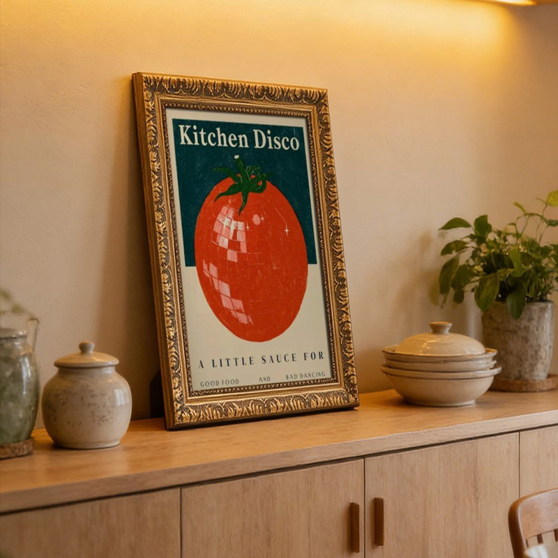 Boule disco tomate, cadre mural vintage orné – Cadre doré décoratif pour œuvres d'art., L 20 po x l 30 po