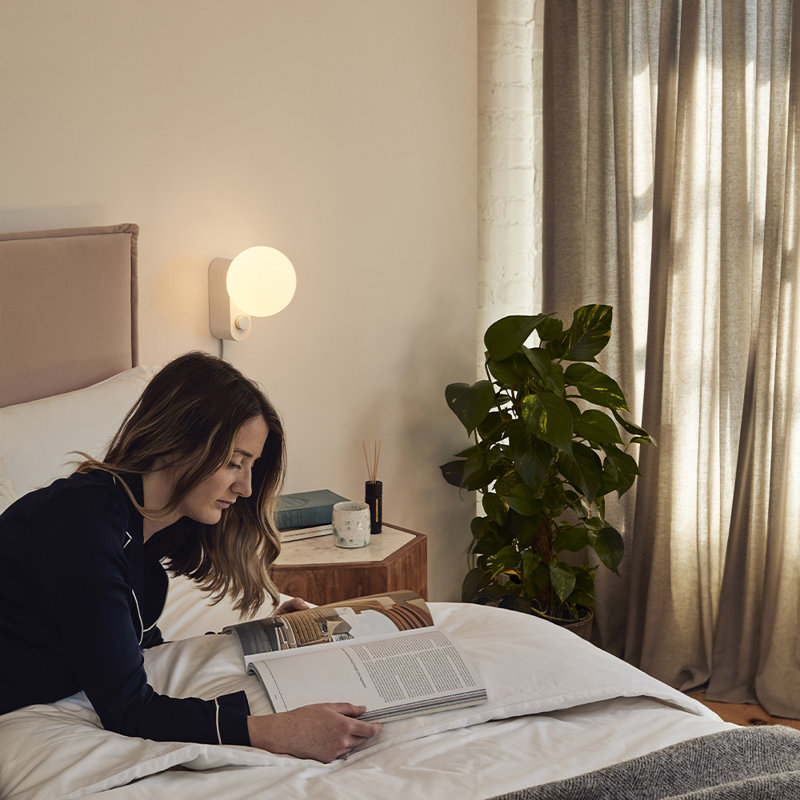Sphere IV Table Lamp, Chalk White