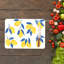 Planche à découper en verre à motif de citron bleu et jaune avec un motif de feuille moderne pour un transport et un service faciles-114446884