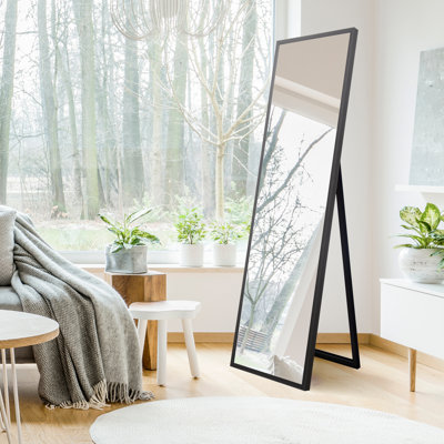 Sasi Flat Floor Mirror