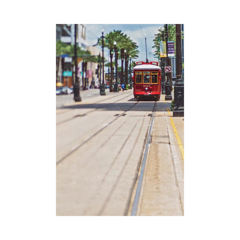Streetcar 1 Piece Wrapped Canvas Wall Art, 20.32 cm H x 30.48 cm W