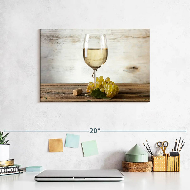 Yarlin White Wine, 8" H x 12" W