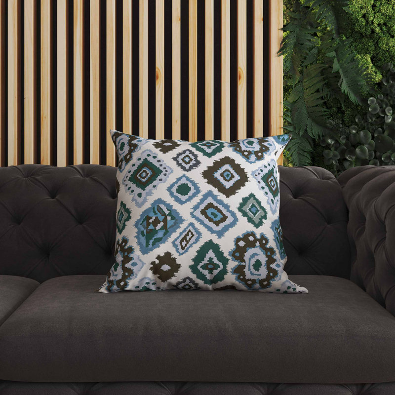 Coussin intérieur / extérieur Ikat Diamond, Carré 16 po, Bleu/blanc/vert