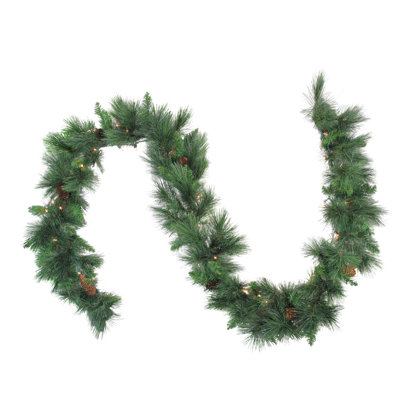 Guirlande de Noël pré-éclairée avec aiguilles de pin artificielles