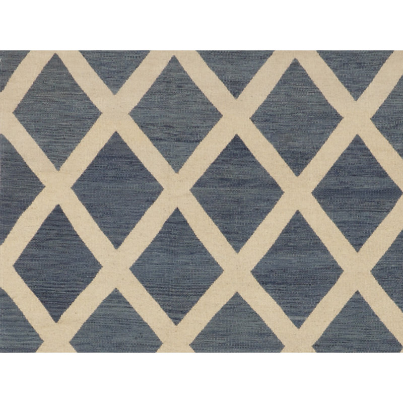 Geometric Area Rug in White/Blue