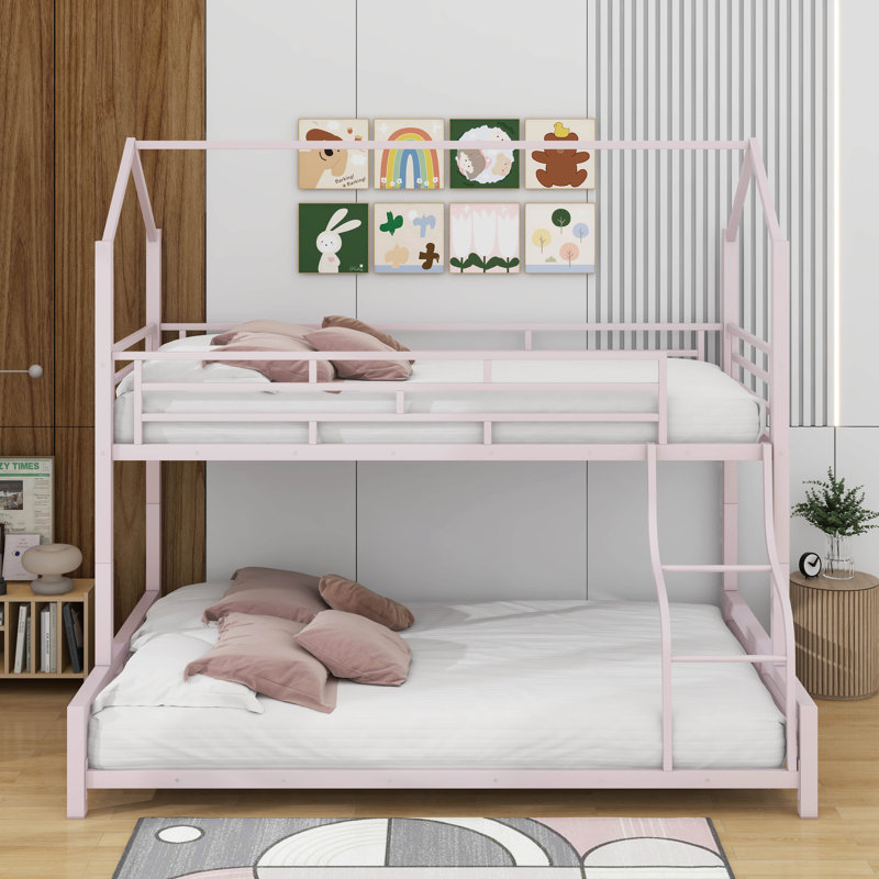 Lit superposé simple au dessus d'un lit double en métal, Rose