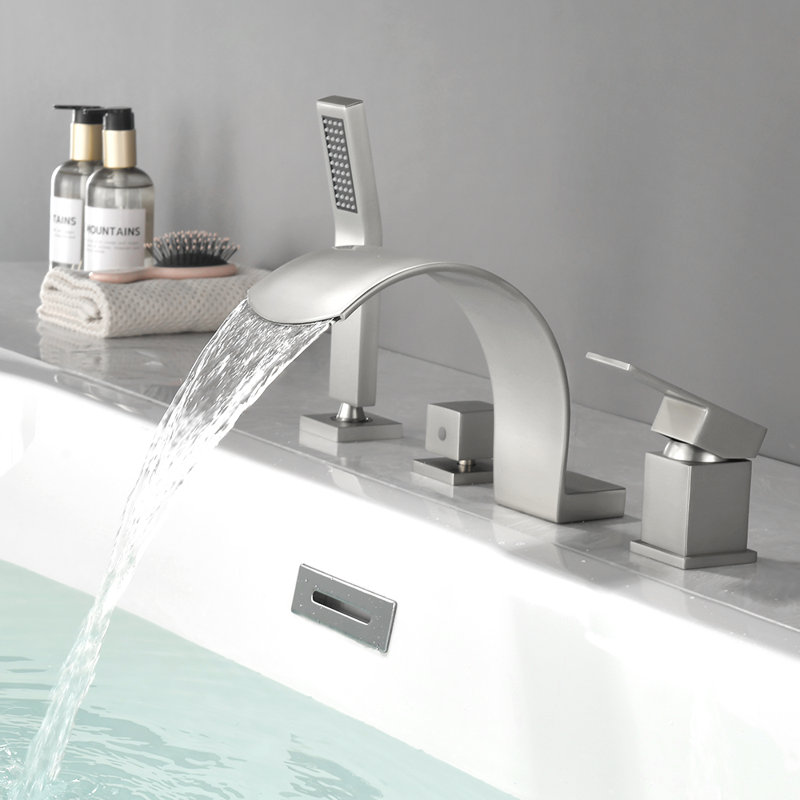 Robinet de baignoire moderne avec douche à main, robinet de baignoire à fixation sur le comptoir avec douchette et pulvérisateur, ensemble de robinet de baignoire à 4 trous