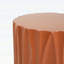 Table d'appoint cylindrique en terre cuite texturée Wave