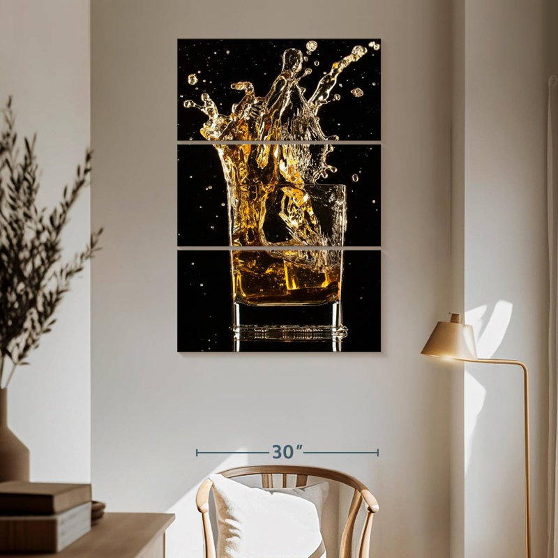 Yarlin éclaboussant du whisky glacé, H 65 po x l 42 po