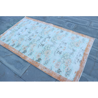 Tapis turc vintage orange en laine à motif floral anatolien pour la conception Oushak