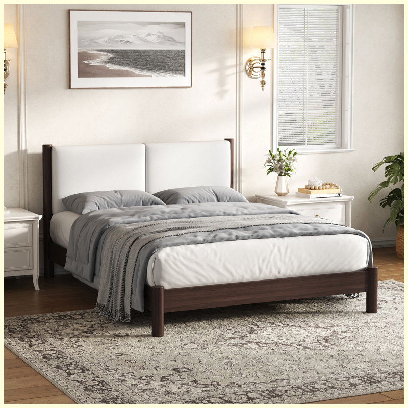 Grand lit plateforme en bois avec tête de lit en similicuir, Espresso