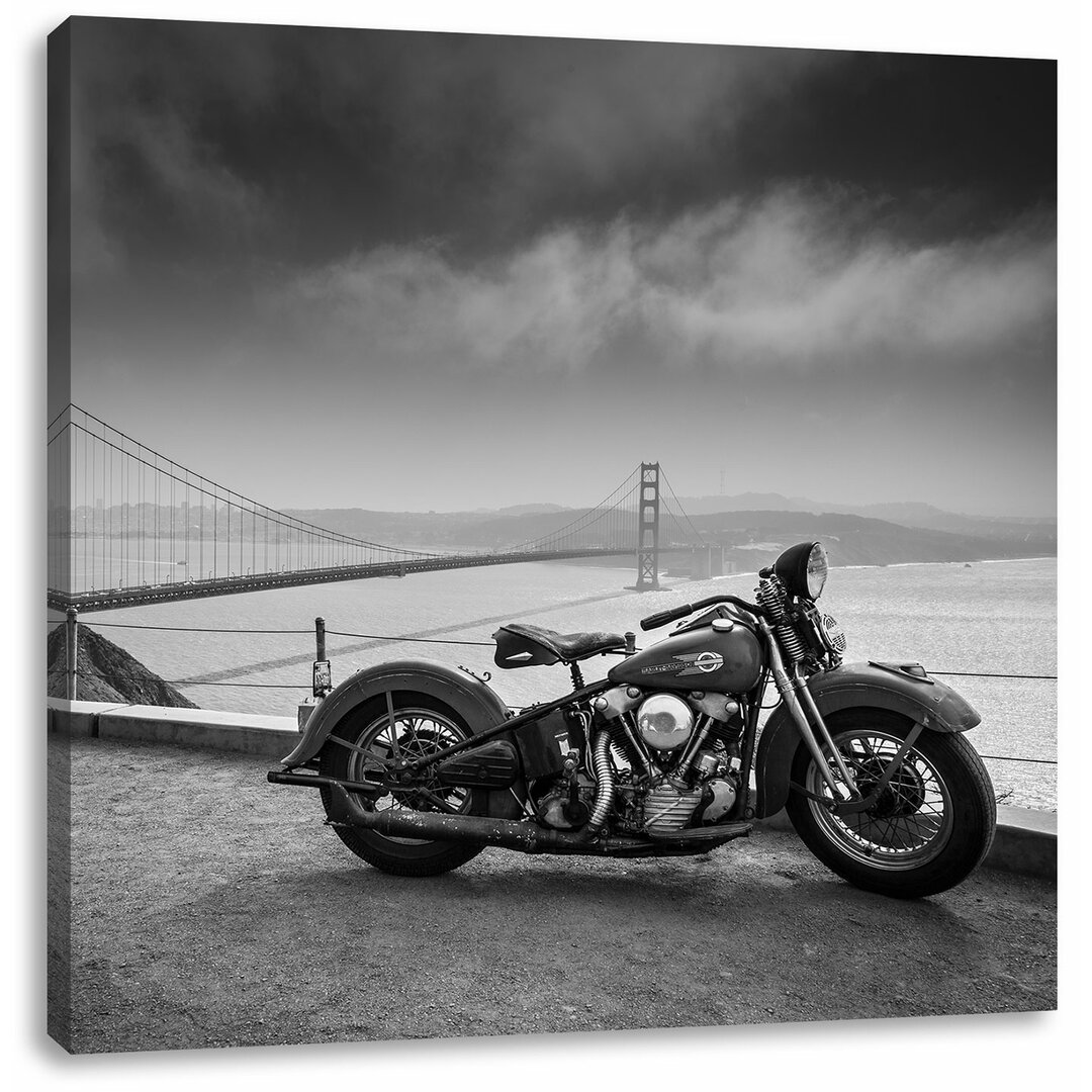 Leinwandbild Harley Bike an Golden Gate Bridge