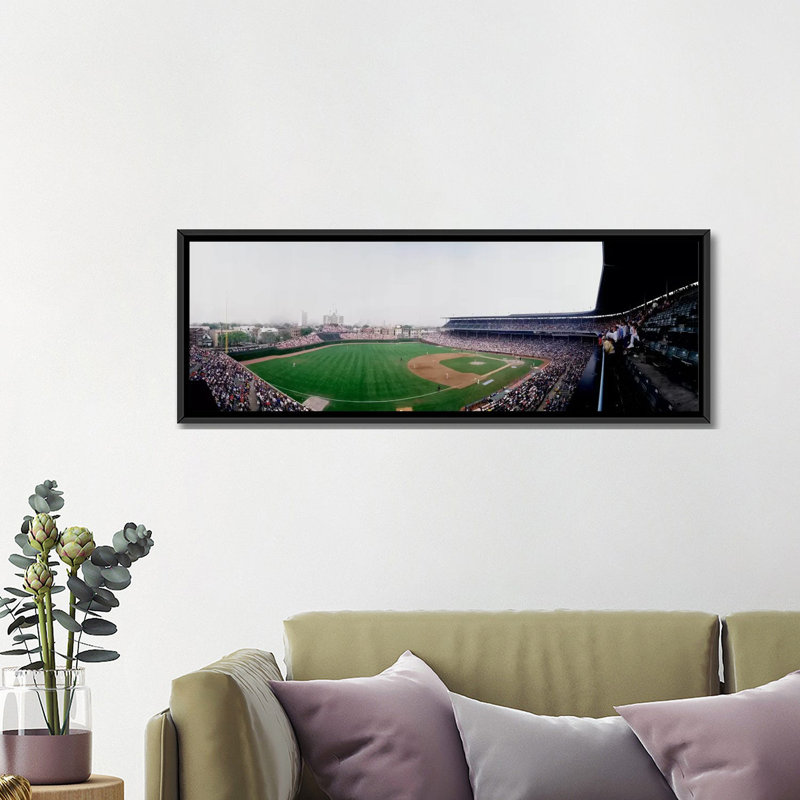 «Panoramic Spectators Watch a Baseball Mach in a Stadium, Wrigley Field, Chicago, Cook County, Illinois» par Panoramic Images - reproduction de photo sur toile