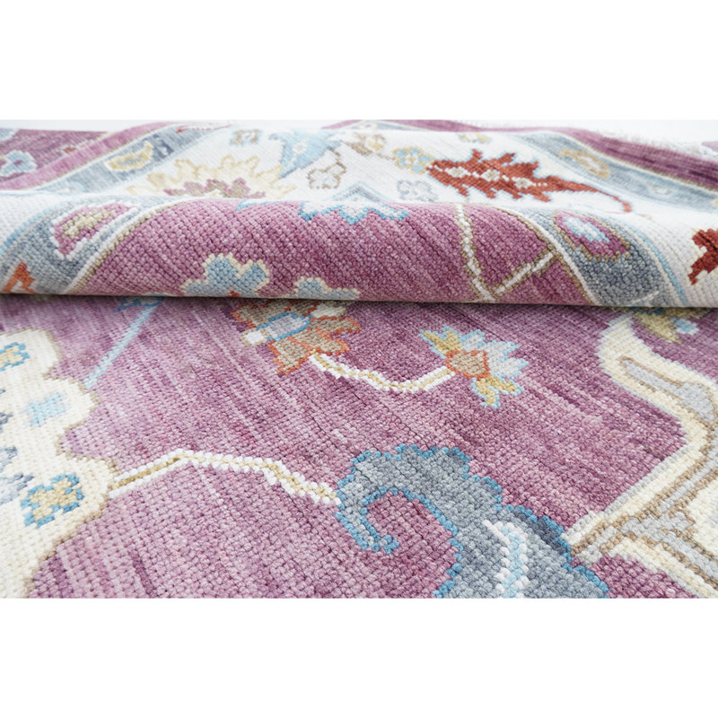 Oriental Area Rug in Ivory, Rectangle 8' x 10'