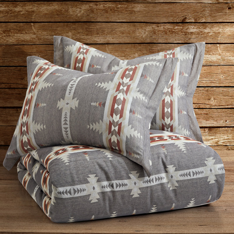 Corrales Duvet Cover Set, Queen Duvet Cover + 2 Standard Shams