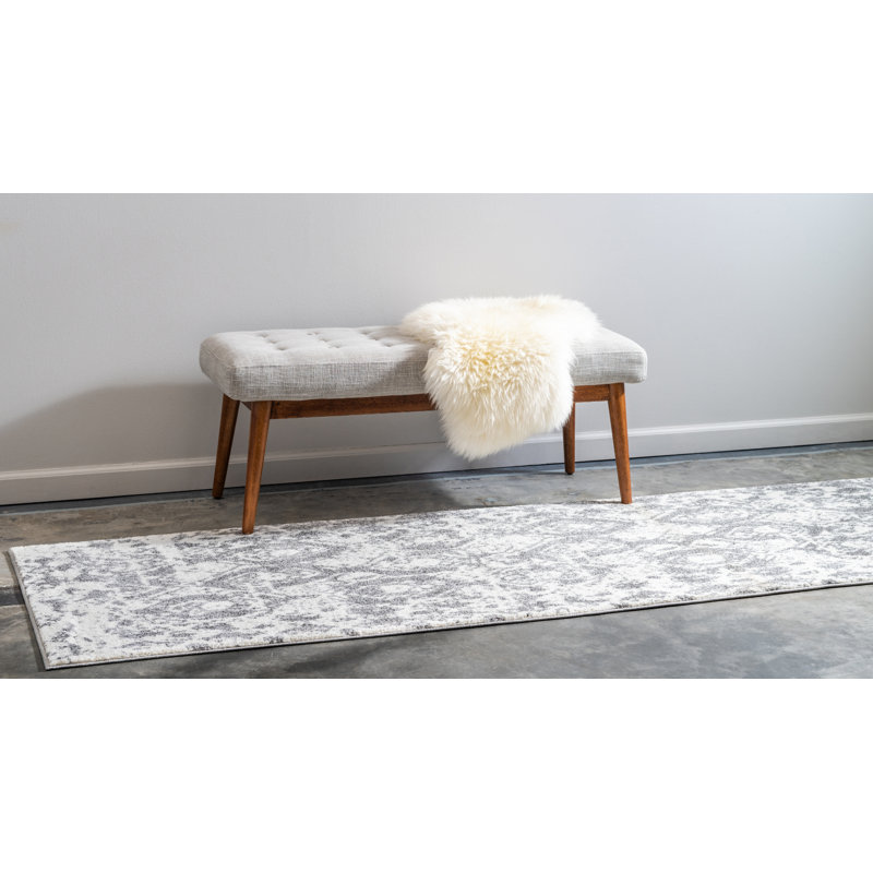 Tapis gris clair Walmoor Ikat, Tapis de couloir 2 pi 7 po x 10 pi