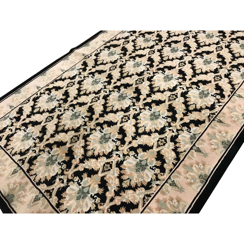 Hand-Knotted High-Quality Beige Area Rug