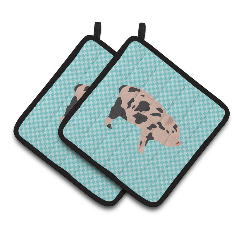 Caroline's Treasures Checkered Polyester Potholder Set