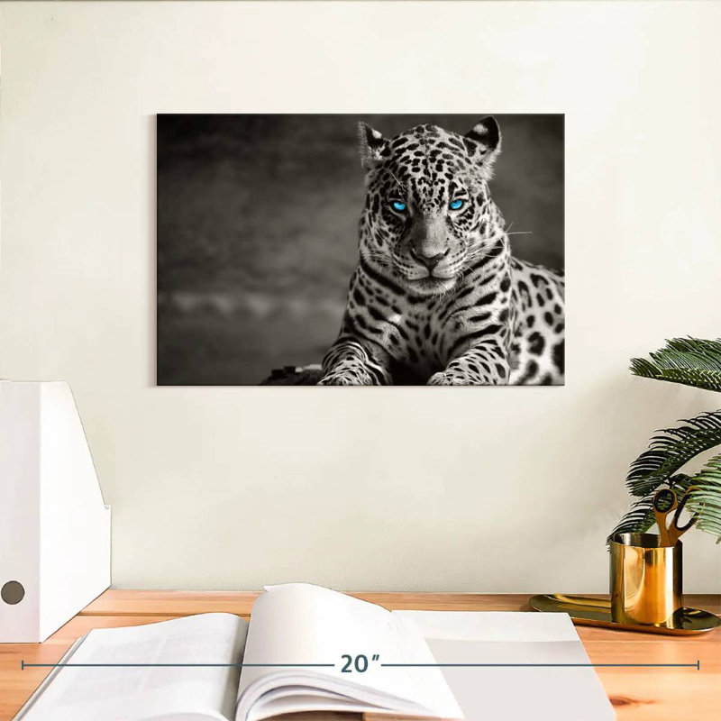 Jaguar Eyes Pop, 8" H x 12" W