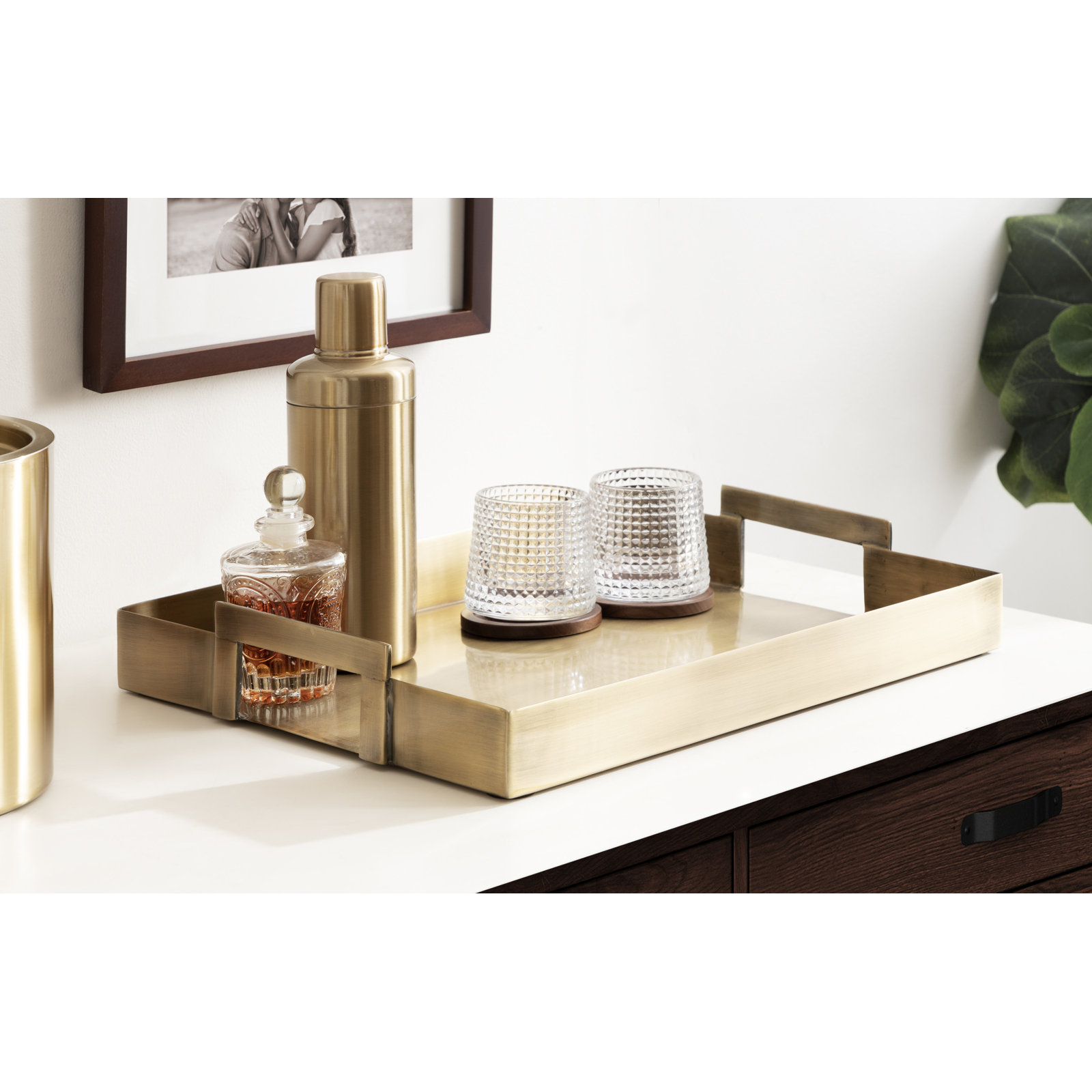 Zenia Metal Tray - Set of 1, Gold