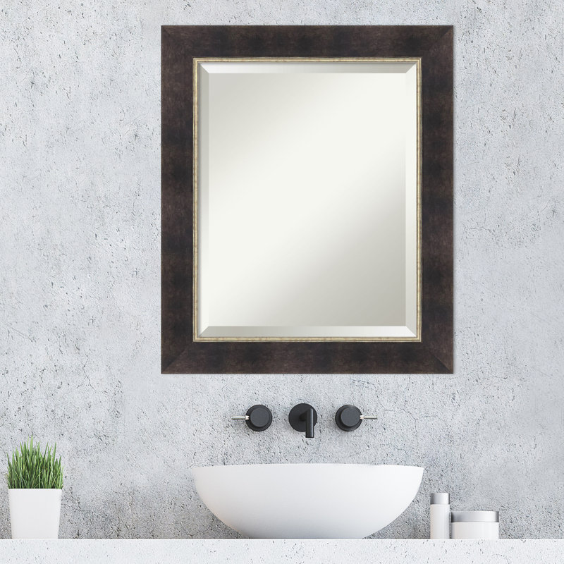 Miroir de salle de bain mural Odin, 24,75 po x 20,75 po