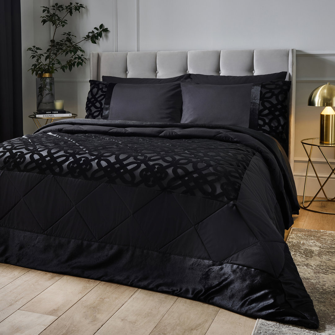 Lattice Cut Velvet 220x230cm Blanket Bedspread