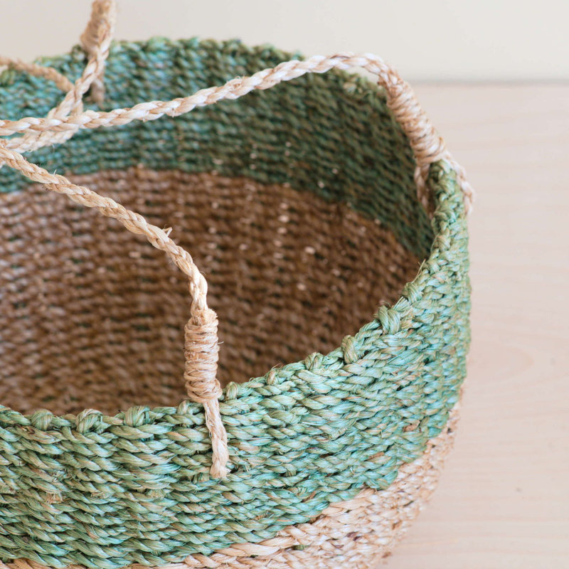 Round Hanging Planter, Green